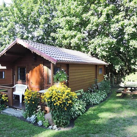 Bungalow In Lubin At 300 M From The Lake Екстериор снимка