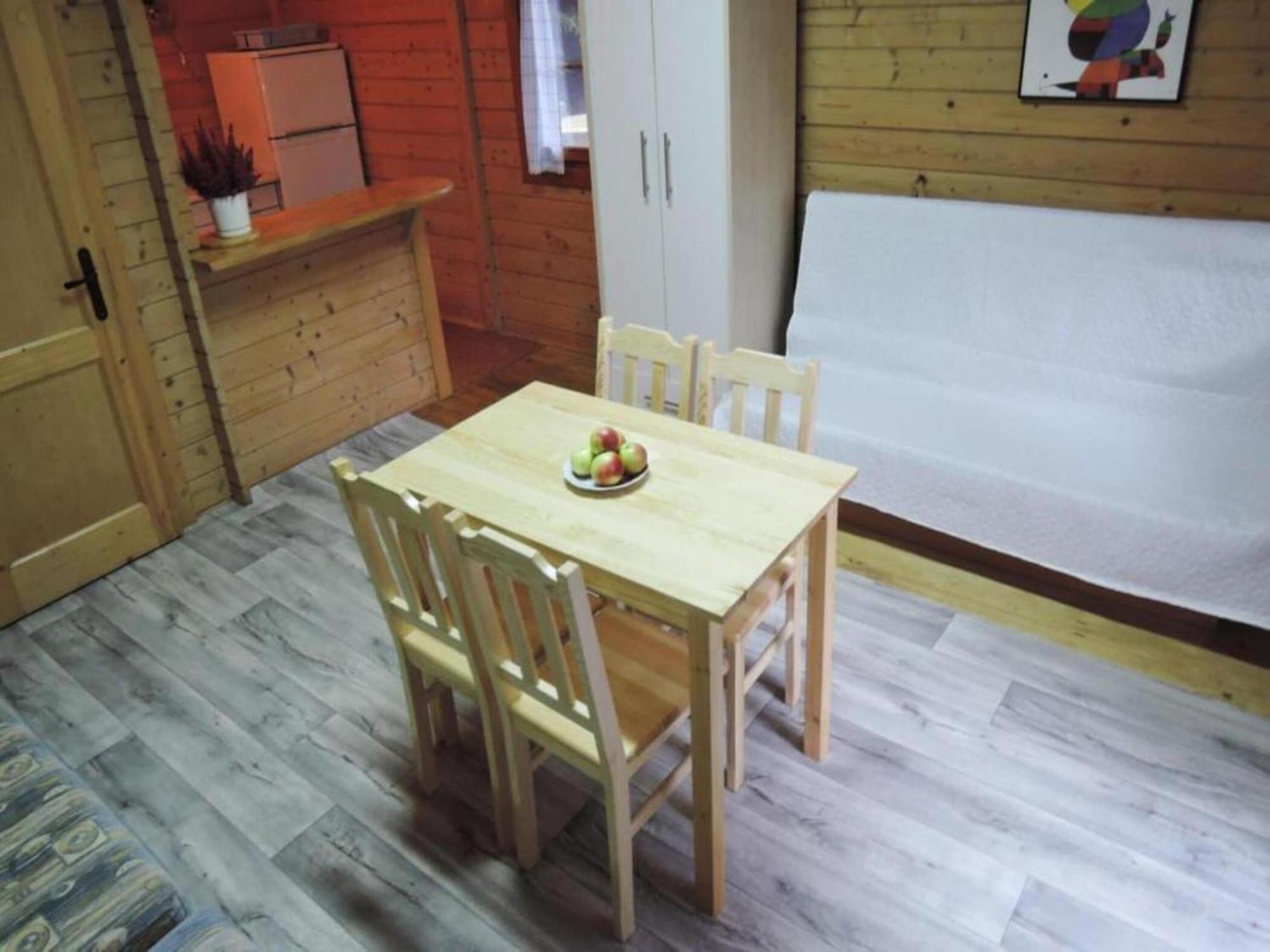 Bungalow In Lubin At 300 M From The Lake Екстериор снимка